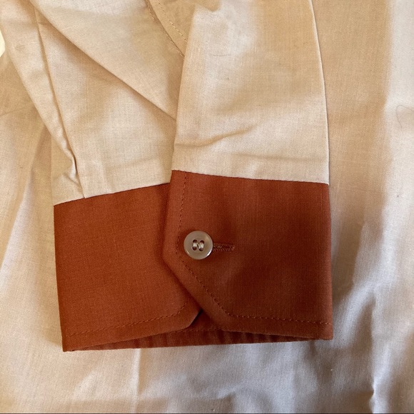 Vintage Men’s Long-sleeved Buttondown - Picture 2 of 7